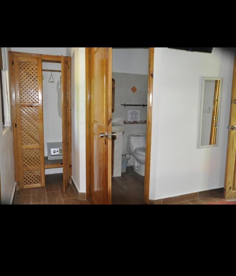 Hotel Piedra Marron ลาสแตร์เรนาส ภายนอก รูปภาพ