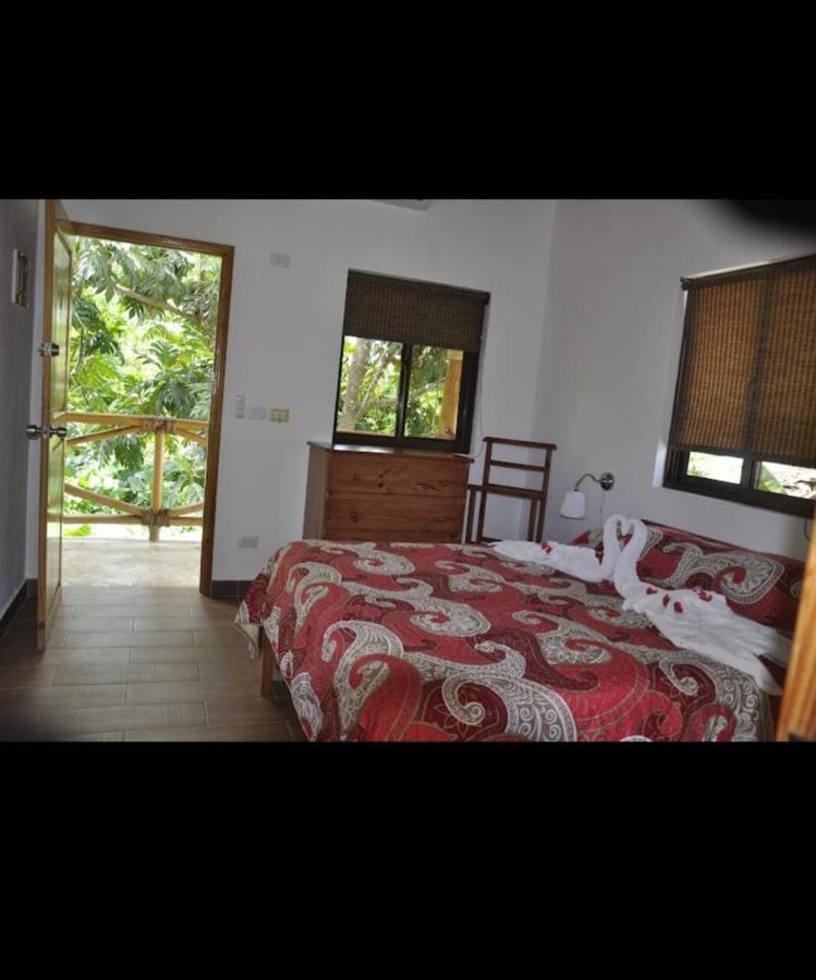 Hotel Piedra Marron ลาสแตร์เรนาส ภายนอก รูปภาพ